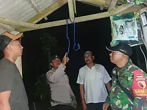 Tak Tahan Menderita Penyakit Hernia, Seorang Pria Nekat Gantung Diri