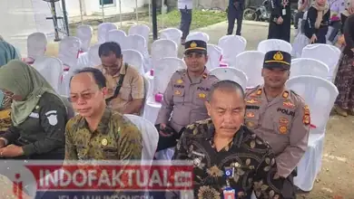Kapolsek Tanjung Raja Hadiri Kegiatan Serah Terima Bendera Kirab Pemilu Tahun 2024 di KPU Ogan Ilir
