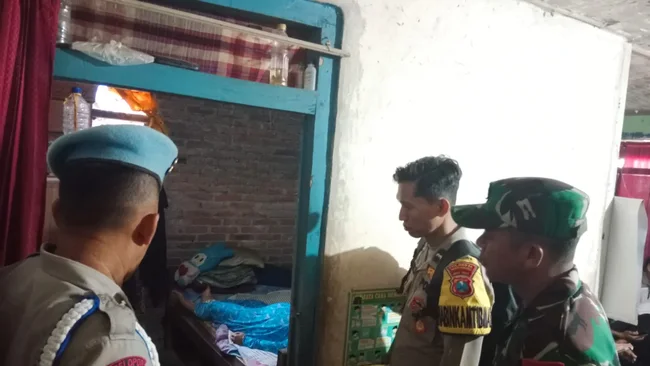 Tragis Ibu Rumah Tangga Nekat Akhiri Hidupnya Dengan Gantung Diri