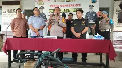 Timbun Ribuan Liter BBM Subsidi, Dua Warga Banyuwangi Diamankan Polisi