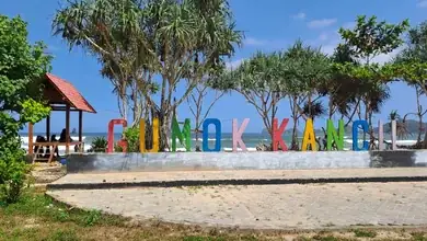 Pantai Gumuk Kancil, Objek Wisata Mistis Lekat Dengan Mitos Nyi Roro Kidul