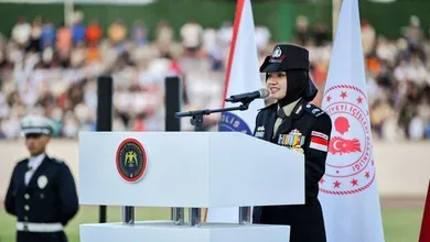 Polwan Polda Jatim Asal Pasuruan Jadi Lulusan Terbaik Akademi Kepolisian di Turki