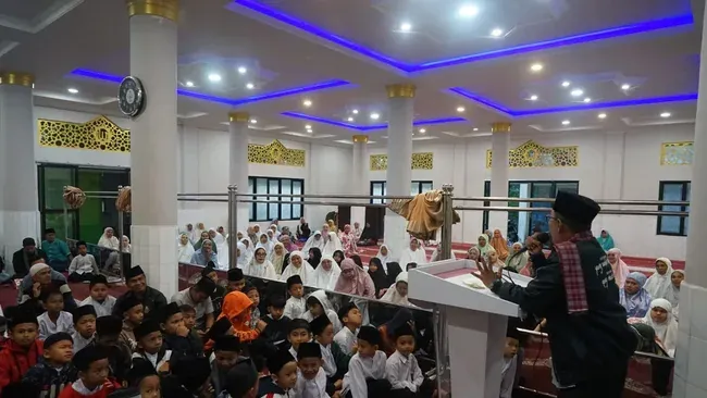 Semangat Bupati Eka putra melihat Generasi Di Gerakan Subuh Berjamaah