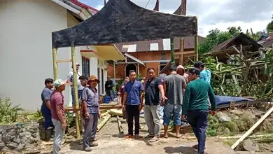 Kaum Pasukuan Gugun goro bersama dirumah Batua