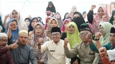 Guru TPA se Kecamatan Sungai Tarab Silaturahmi dengan Bupati Tanah Datar