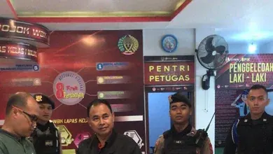 Petugas Lapas Malang Gagalkan Penyelundupan Paket Ganja Melalui Pelemparan