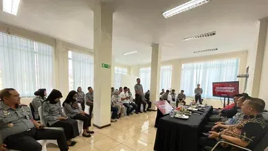 Berikan Atensi Pembangunan ZI, Tim KemenPAN-RB Kunjungi Dua Satker di Madiun