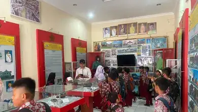 Siswa SDN 6 Pemulutan Barat Manfaatkan Field Trip Dengan Belajar ke Museum Balaputra Dewa