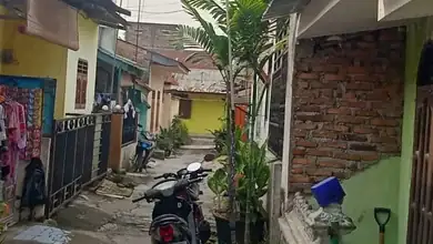 Kepala desa pasar melintang tutup mata