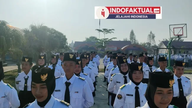 Pelantikan Paskibra Angkatan ke 16 dan 17 SMAN 1 Lempuing Jaya Berjalan Dengan Sukses
