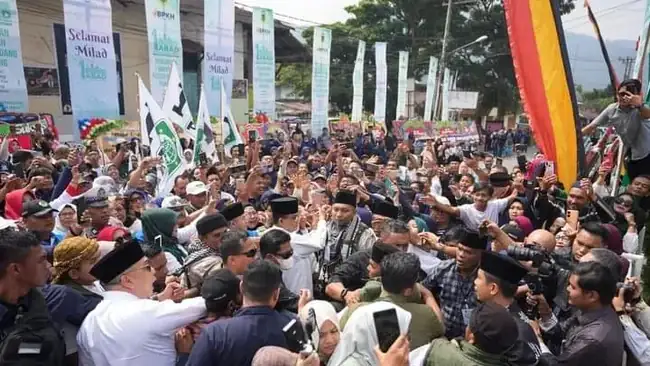 Relawan Pengusaha Anis Baswedan Dan Muhaimin Iskandar (AMIN) Sumbar Sambut Kedatangan Anis Baswedan , Kita Optimistis Menang Di Sumbar?