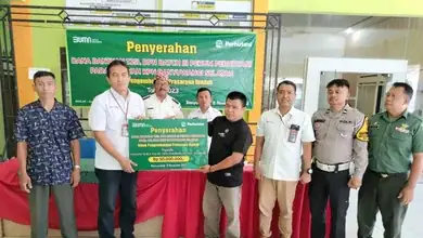 Perhutani KPH Banyuwangi Selatan Serahkan Dana Bantuan TJSL DPN Rp 50 Juta Untuk Pengembangan Prasarana Ibadah