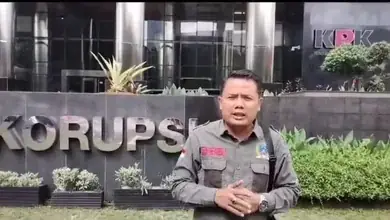 AMI Mendesak Presiden Joko Widodo Segera Mengeluarkan Keppres Pemberhentian Firli Bahuri 