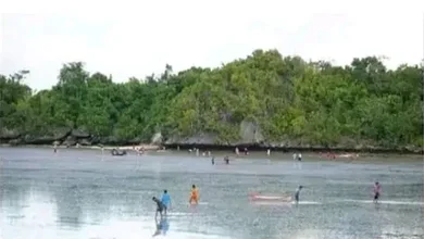 Wisata Yang Tersembunyi Di Pulau Gamumu, Obi Selatan