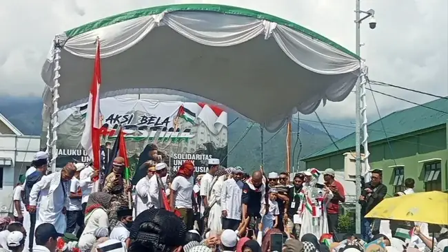 Bang Onim Menghadiri Aksi Damai Palestina Warga Malut.