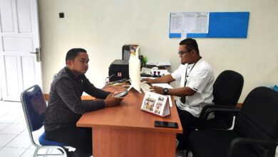 Tak Terima, Taufik Hidayat Laporkan Oknum Pencopot Spanduk