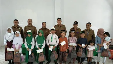 Awali Pekerjaan Tahun 2024 Perhutani KPH Banyuwangi Selatan Santuni Anak Yatim