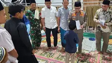 Ikut Berikan Santunan Kepada Anak Yatim,M.Dt.Muncak Ucapkan Terima Kasih