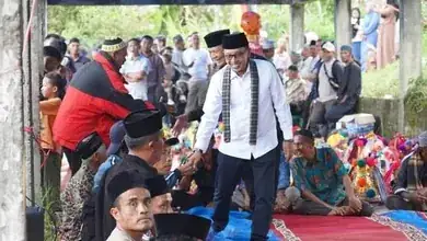 Tradisi Ratik Tagak di Sikaladi Tetap Terjaga