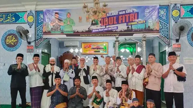 DANDIM 0402/OKI Sholat Idul Fitri Bersama Anggota Di MAKODIM