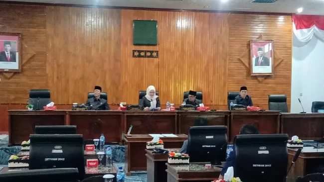 DPRD Kabupaten Kaur Gelar Rapat Paripurna Penetapan Propemperda 2024