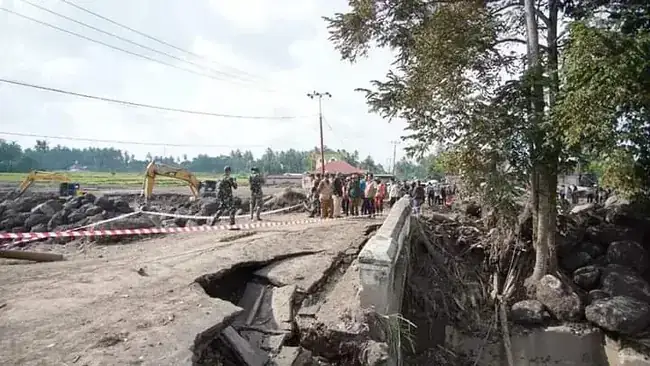 Ada Beberapa Jembatan Yang Akan Dibangun Permanen di Tanah Datar