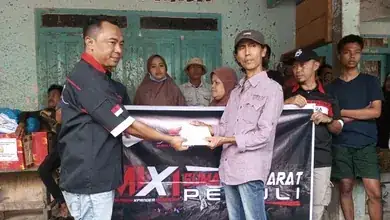 Mixi Expander Indonesia Salurkan Bantuan Langsung Berupa Uang Tunai