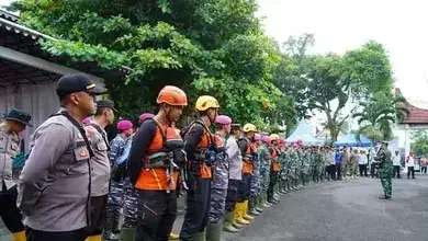 Bupati Eka Putra Pimpin Apel Pasukan
