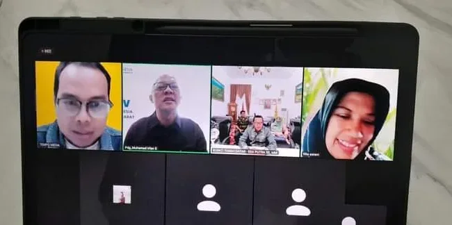 Bupati Tanah Datar Zoom Meeting Bersama BI
