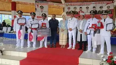 5 Desa Raihan Penghargaan" Desa Menuju Digital" Dari Pemda Kab. Halmahera Barat