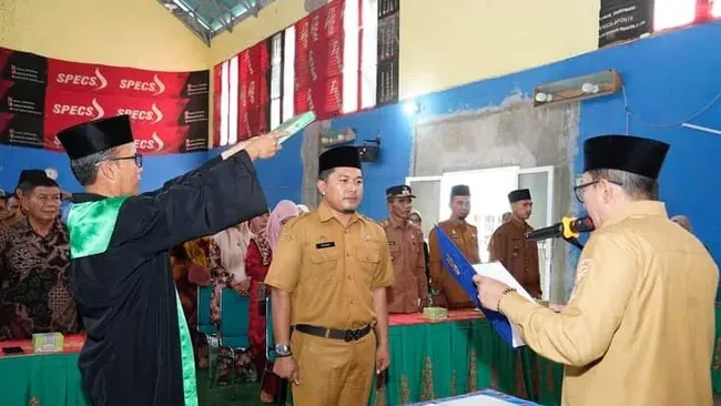 Yoghi Alfinder PJ Wali Nagari Sungayang Dilantik Bupati Tanah Datar