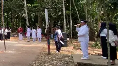 Kepala Desa Jermun Memimpin Upacara Bendera HUT RI ke-79