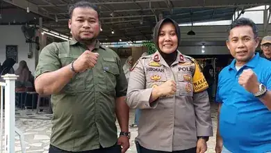 Jelang Bertugas Ditempat Yang Baru, Wakapolres Kompol Hikmah Ngopi Darat bersama Wartawan Tanah Datar