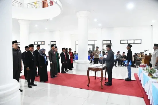 Pelantikan Pejabat, Bupati Boltim Tekankan Profesionalisme