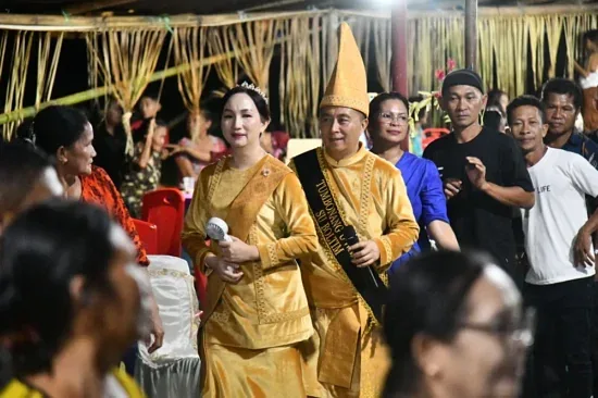 Wakili Bupati, Wabup Argo Didampingi Ny. Lucia K. Mokoginta Hadiri Tulude Jiko Belanga 2026