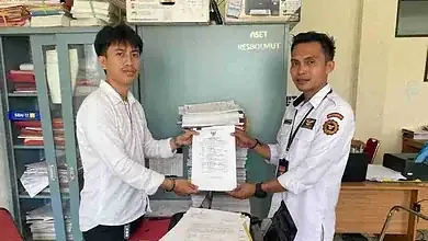 LSM Galaksi Sulut, Legalisir Ijazah Paket C, Aleg PDIP Bolmut, Dugaan Pemalsuan Dokumen, DKPP, Penyalahgunaan Kewenangan, Kasus Hukum Politik, Integritas Legislatif, Pencalonan Dokumen Palsu, Pemilu 2024, Bolmong Utara, Rheinal Mokodompis, Syarat Pencalonan Palsu, Demokrasi Bersih, Awal Masyarakat Madani