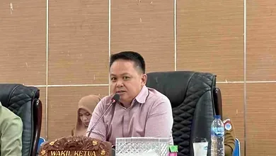 Kritik Medy Lensun Penggantian Sangadi Modayag 3 dan oknum asisten di media sosial