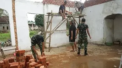 Genjot Pembangunan Musholla, Satgas TMMD Kodim 0402 OKI Tunjukkan Kepedulian