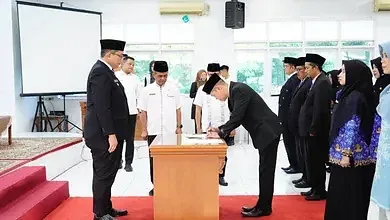 Wabup Ahmad Fadly Lantik 18 Pejabat Manajerial,Tekankan Inovasi dan Kinerja ASN