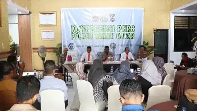 Polres Tanah Datar Bongkar Perdagangan Sisik Trenggiling dan Peredaran Ganja