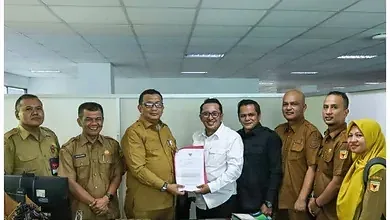 Bupati Tanah Datar Eka Putra Temui Kemendagri Terkait Konflik Perbatasan