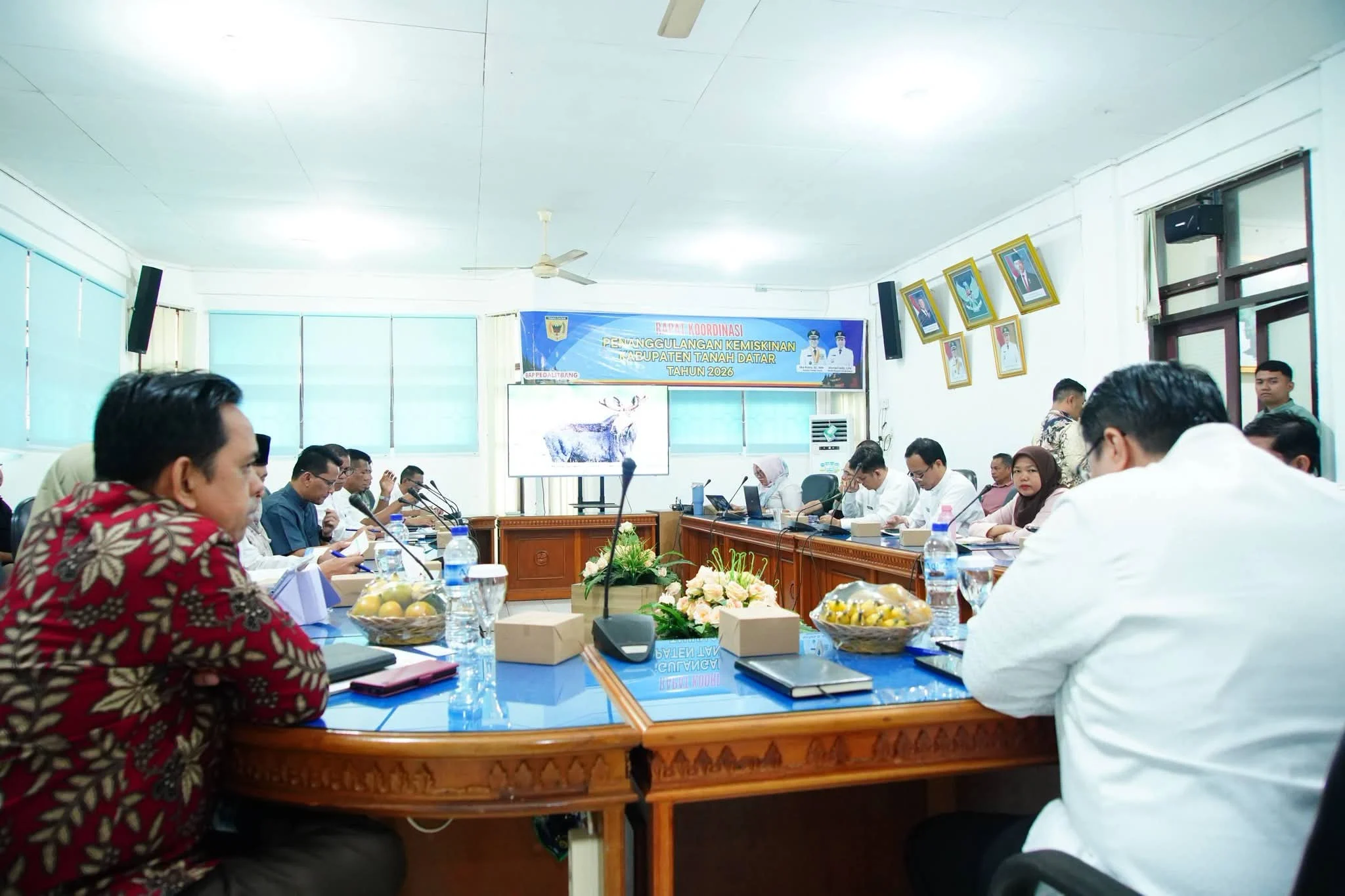 Wabup Ahmad Fadly Pimpin Rakor Penanggulangan Kemiskinan