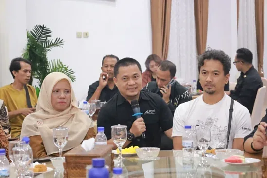 Dompet Ayah Sepatu Ibu,Pemkab Dorong Keterlibatan Masyarakat, Ekonomi Kreatif dan UMKM Lokal