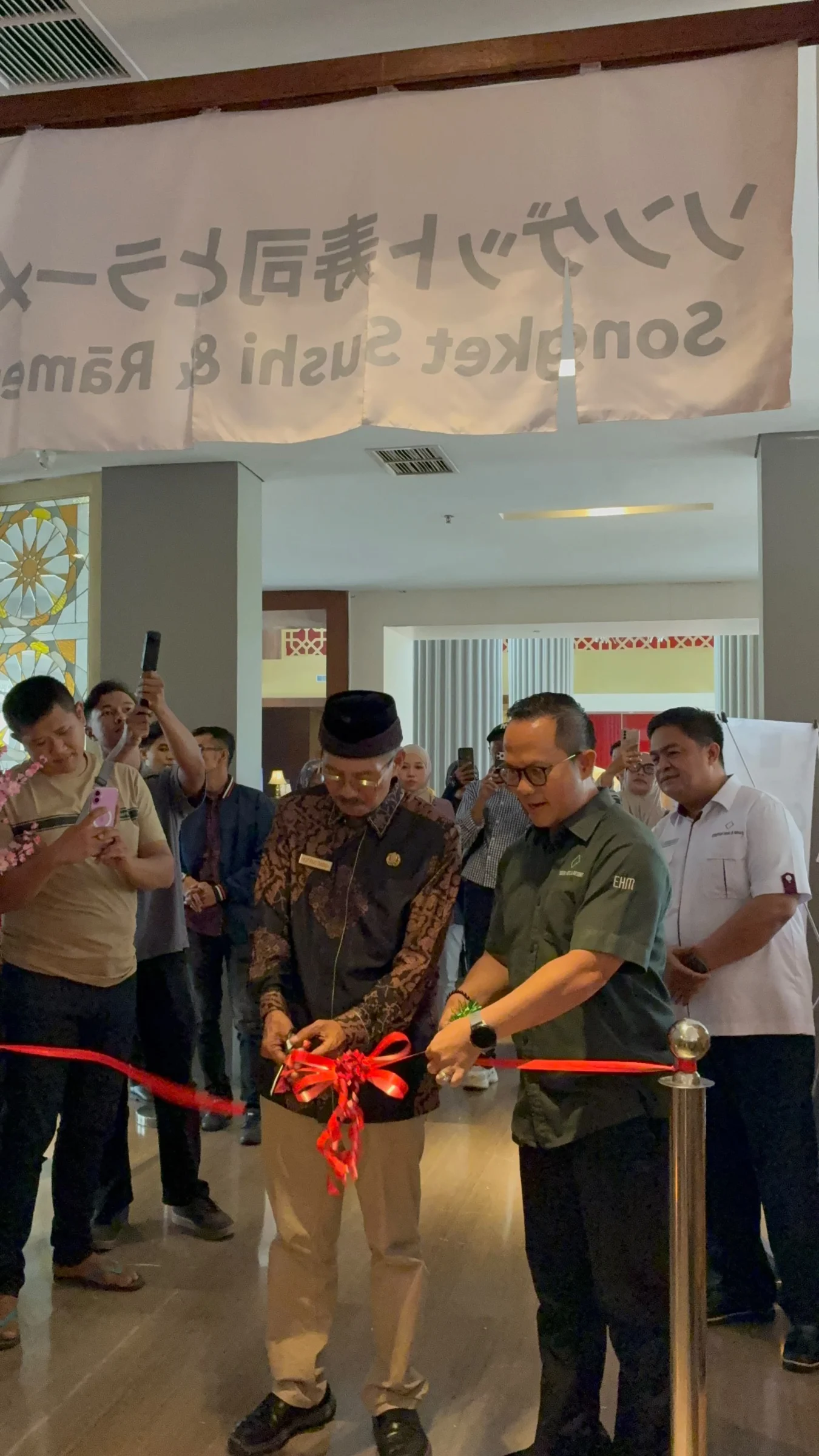 Grand Opening Songket Sushi & Ramen, Emersia Hotel Batusangkar Hadirkan Kelezatan Jepang Berkelas